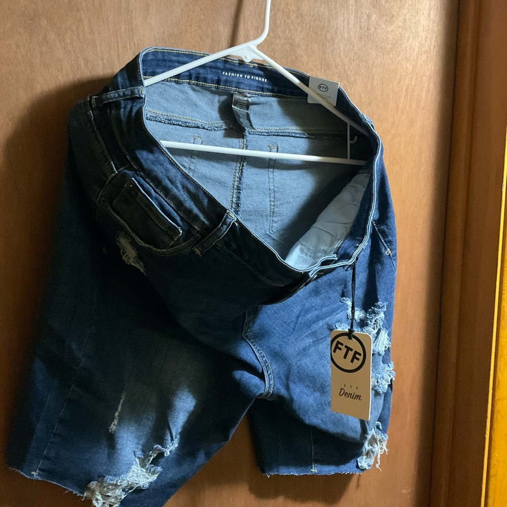 Fashion to Figure Blue Denim Jeans Straight Cut